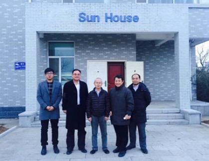 Dr. M kum from the National University of Singapore visited our company